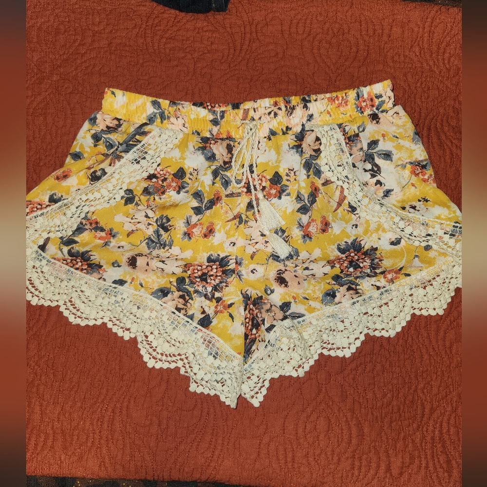 Xhilaration Yellow Floral Shorts